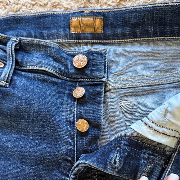 MOTHER The Stunner Ankle Fray Jeans Size 31 Dark Wash Raw Hem - Picture 2 of 9
